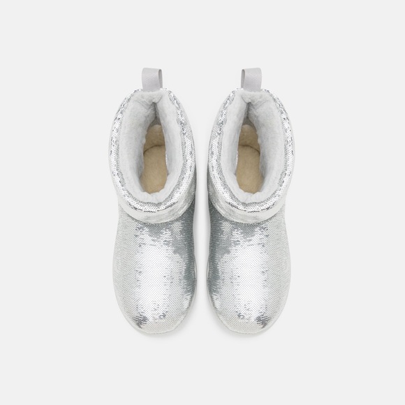 NEW UGG Classic Mini Mirror Ball in Silver size EU 37 (women’s 6/Big girl 5) - Picture 2 of 7